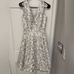 Beautiful silver dress size 4.